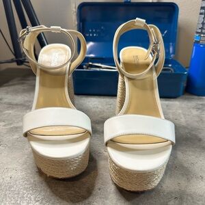 NWT Micheal kors Sandal